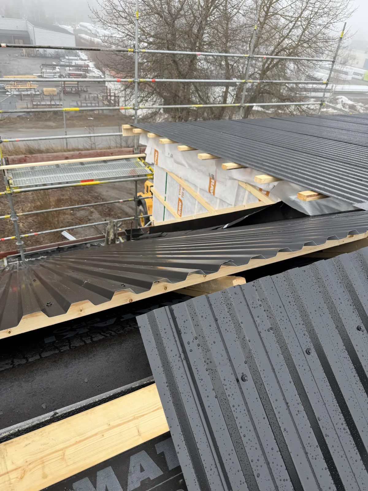 Takbyte & underhåll