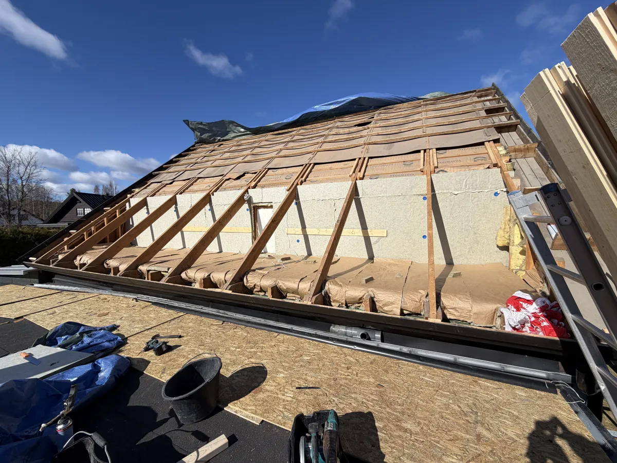 Takbyte & underhåll