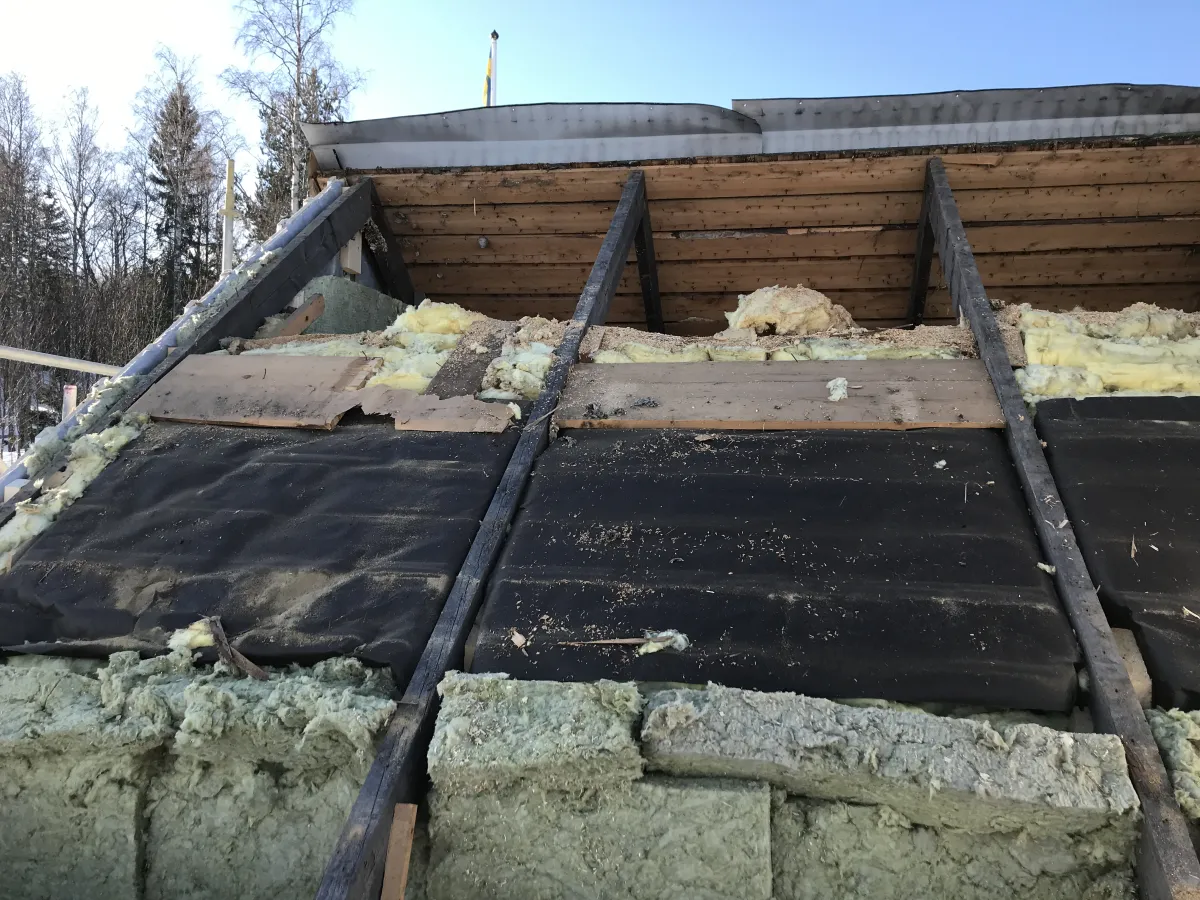 Takbyte & underhåll - Bild 1