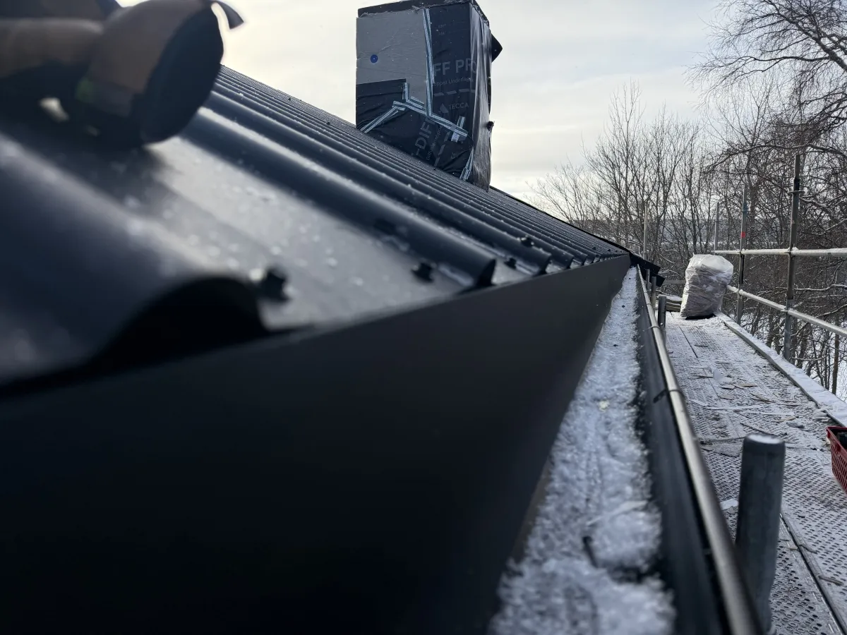 Takbyte & underhåll - Bild 16