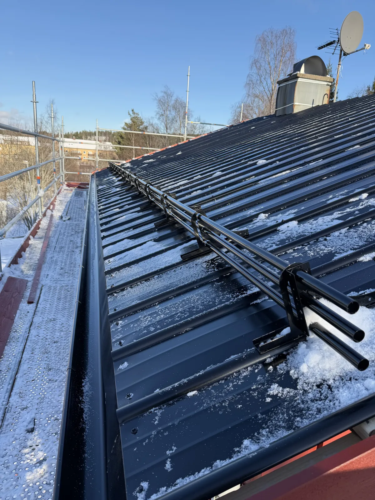 Takbyte & underhåll